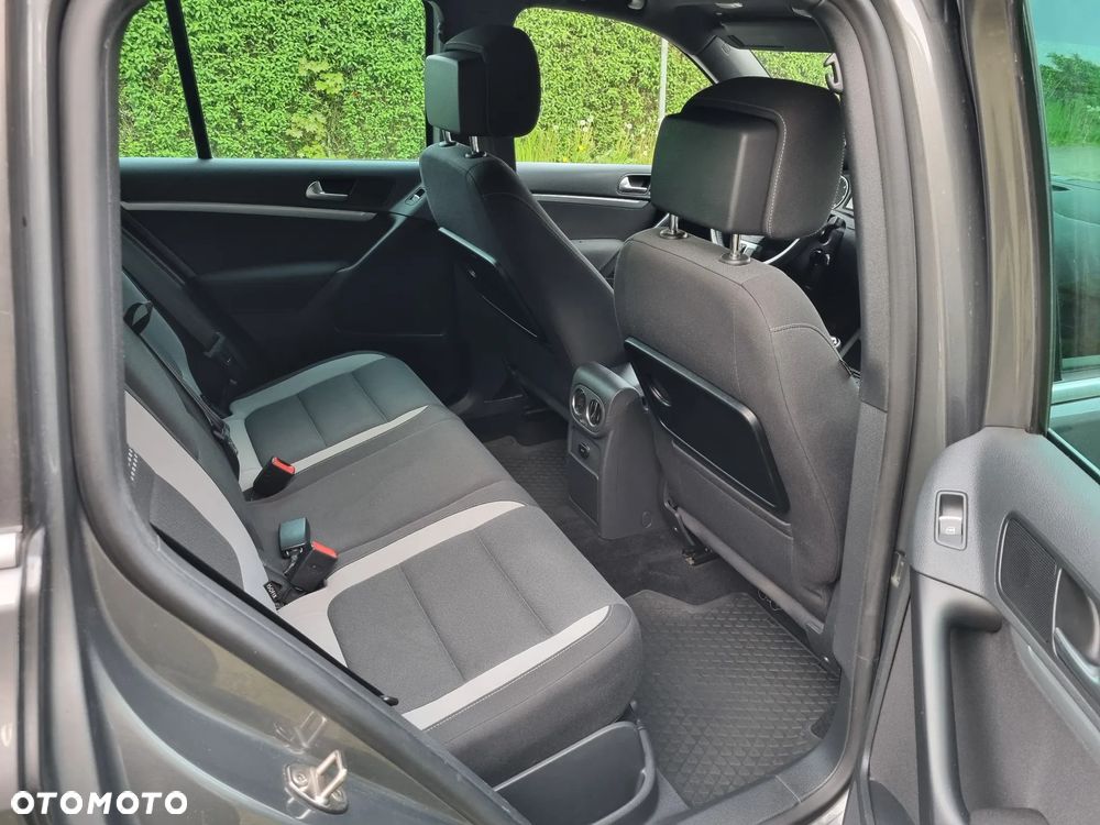 Volkswagen Tiguan 2.0 TDI 4Mot Perfectline R-Style - 17