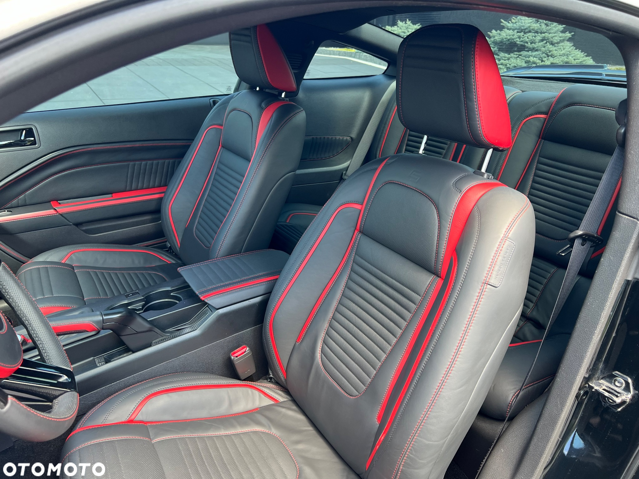 Ford Mustang 4.6 V8 GT Premium - 10
