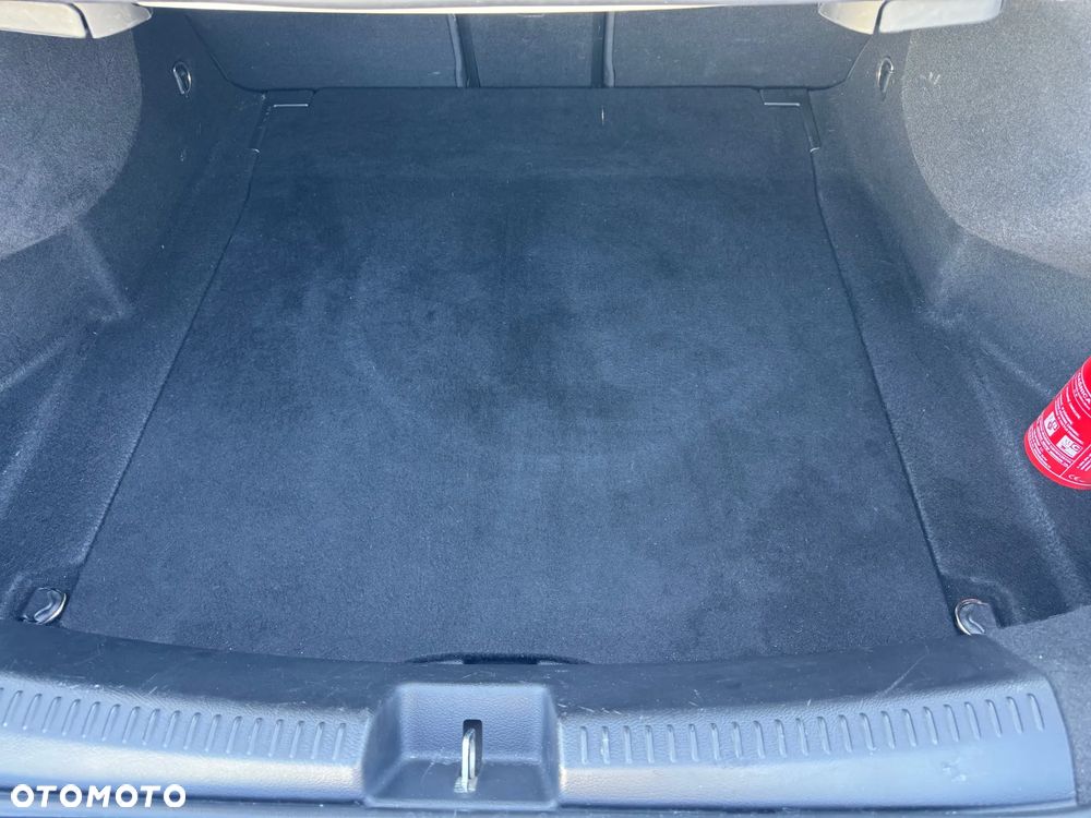 Mercedes-Benz CLA 200 AMG Line 7G-DCT - 21