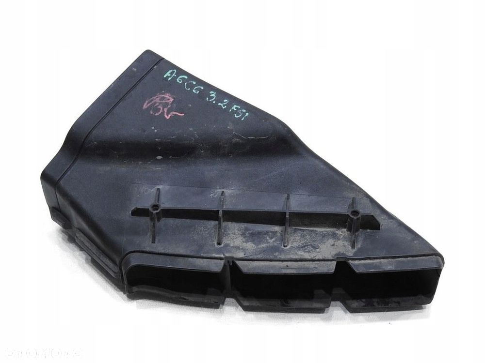 DOLOT POWIETRZA AUDI A6 C6 4F0129618J - 1