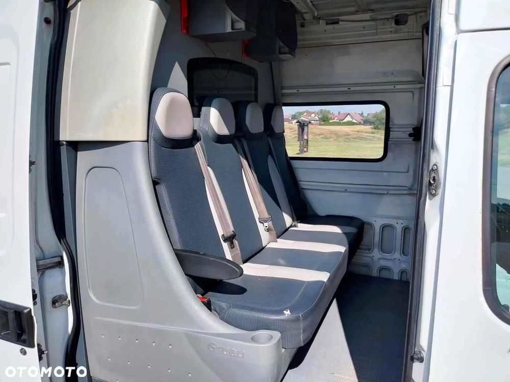 Iveco DAILY 35C15 3.0 D - 10