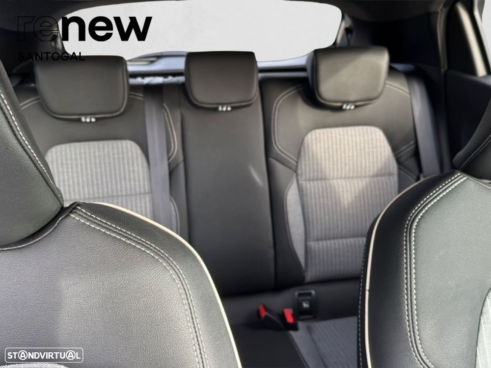 Renault Clio 1.0 TCe Techno Bi-Fuel - 13