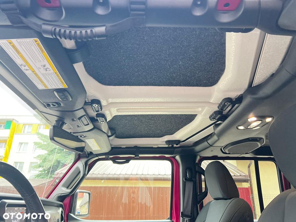 Jeep Wrangler - 17