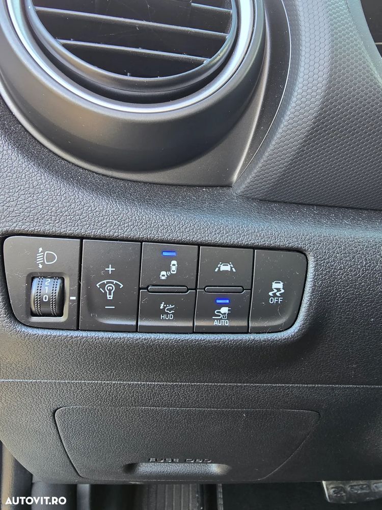 Hyundai KONA 204CP Luxury+ - 16