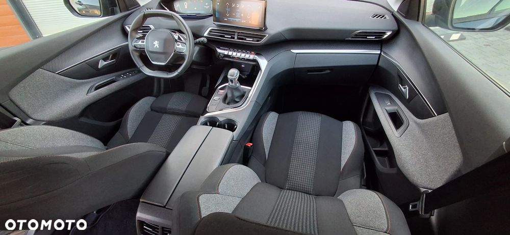 Peugeot 3008 - 3