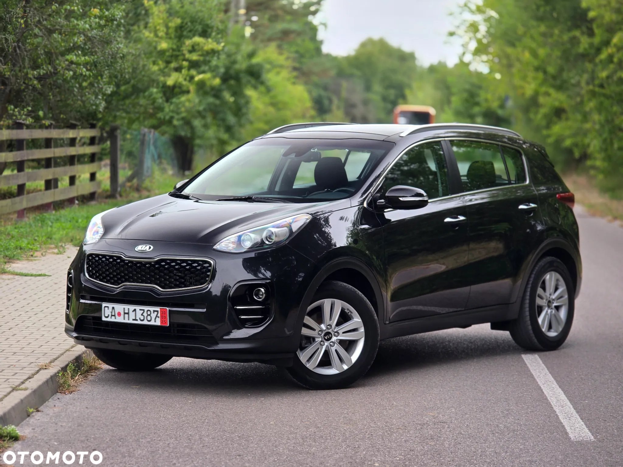 Kia Sportage 1.7 CRDI 2WD Dream-Team Edition - 2