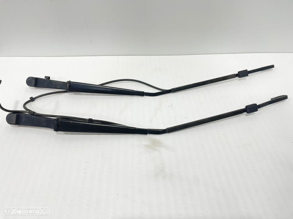 Braço Escova Limpa Vidros Mercedes Sprinter 1996 a 2006 - 1