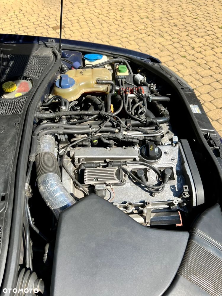 Audi A4 Limousine 1.8 - 32