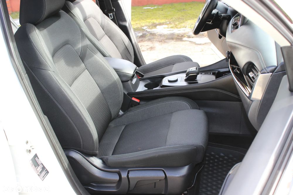Nissan Qashqai ver-1-3-dig--t-mhev-4x4-tekna-xtronic - 13