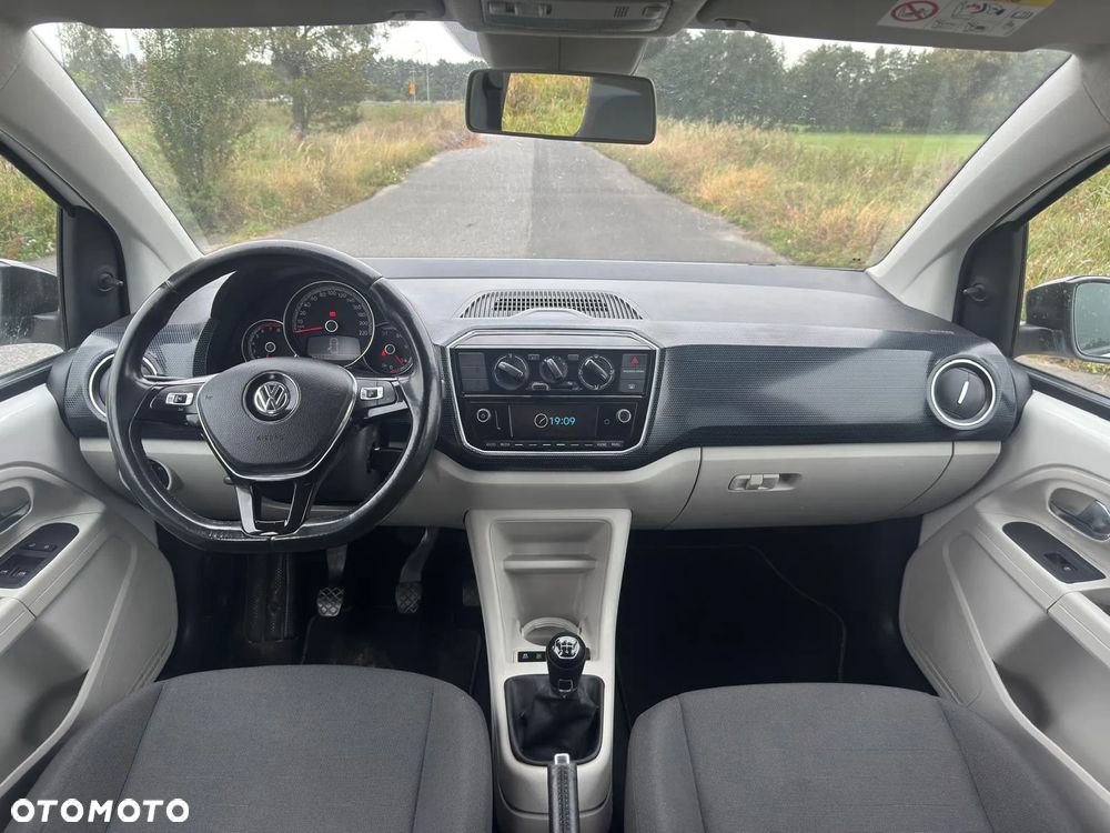 Volkswagen up! (BlueMotion Technology) high - 16