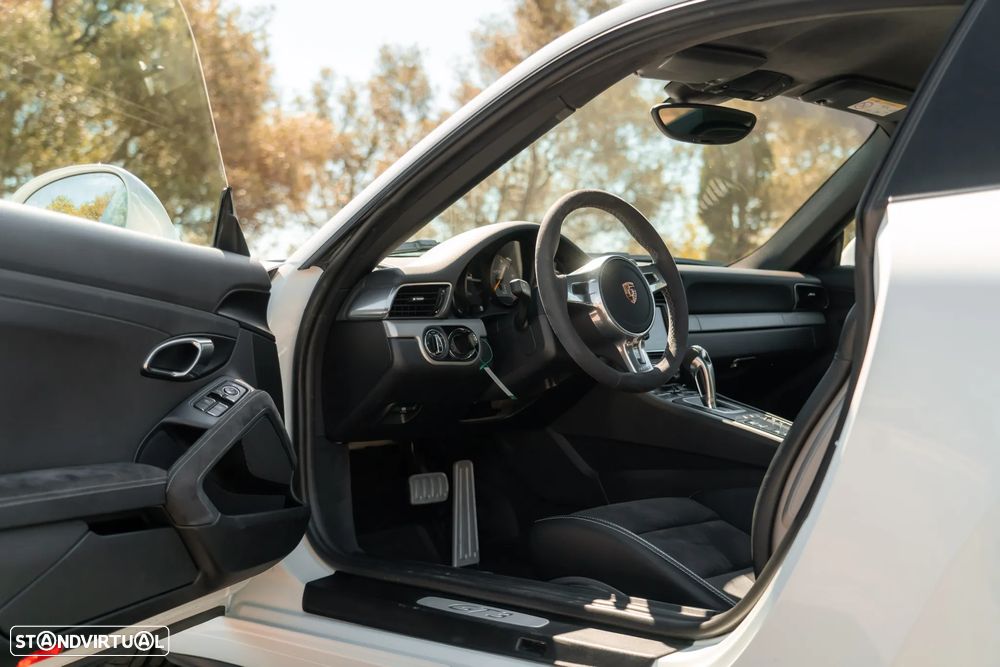 Porsche 911 (991) GT3 - 12