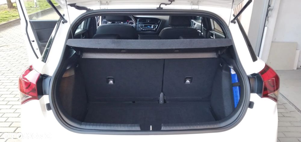 Hyundai i20 1.2 Comfort - 12