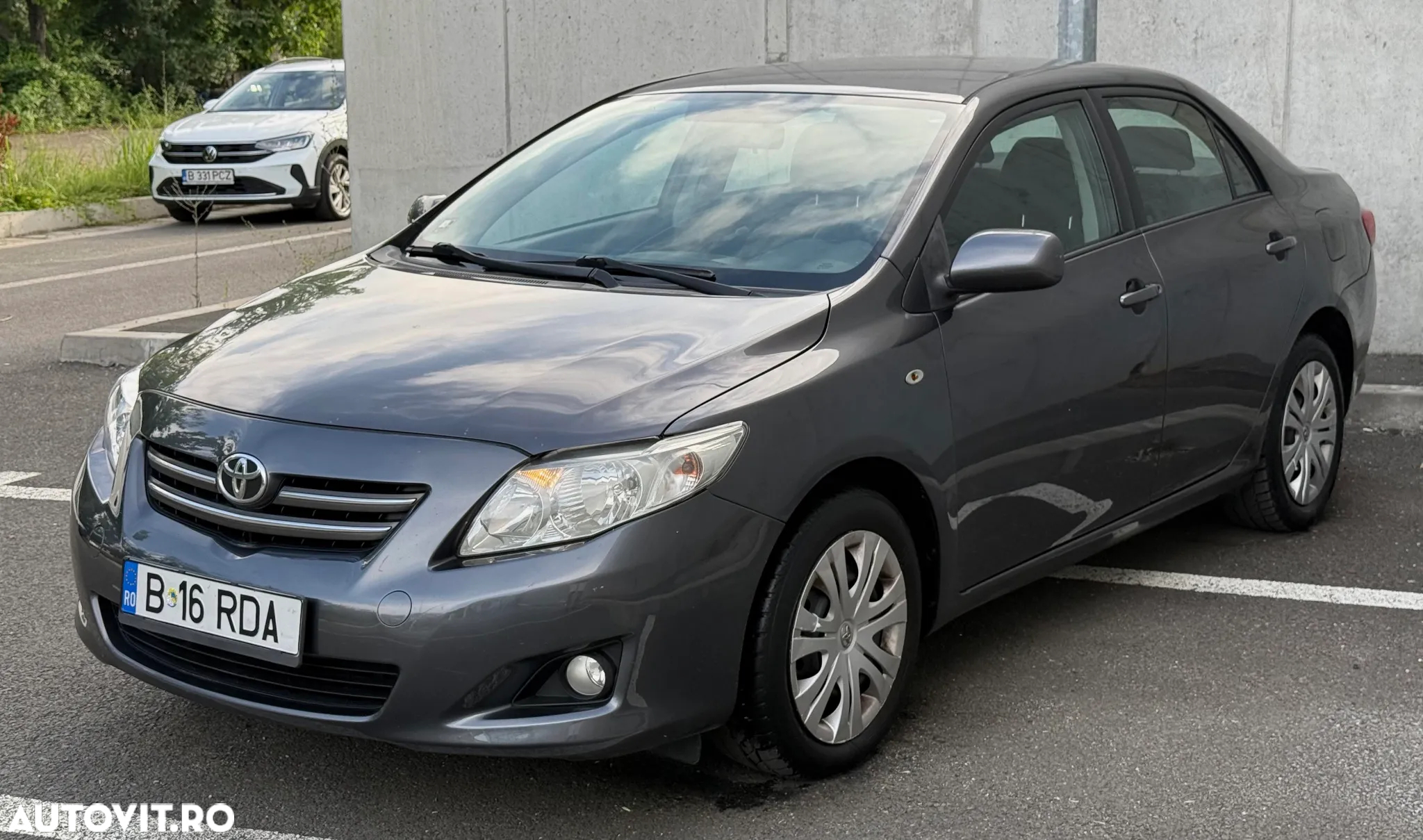 Toyota Corolla 1.4 Sdn. Terra - 2