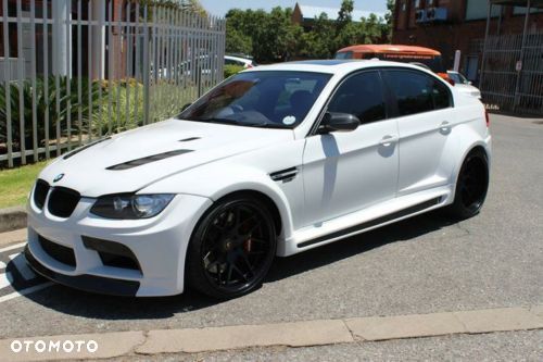 BMW 3 E90 ZESTAW STYLIZACYJNY BODY KIT - 3