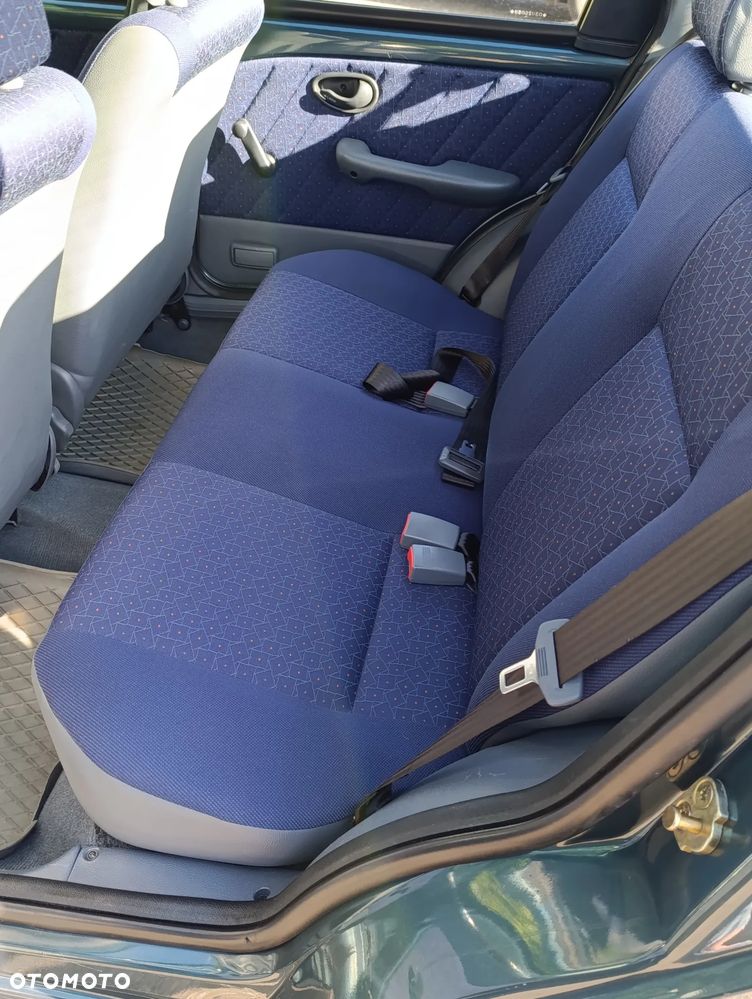 Fiat Siena 1.4 EL - 11