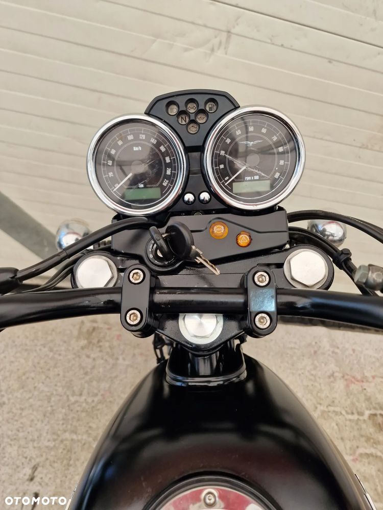 Moto Guzzi V7 - 31