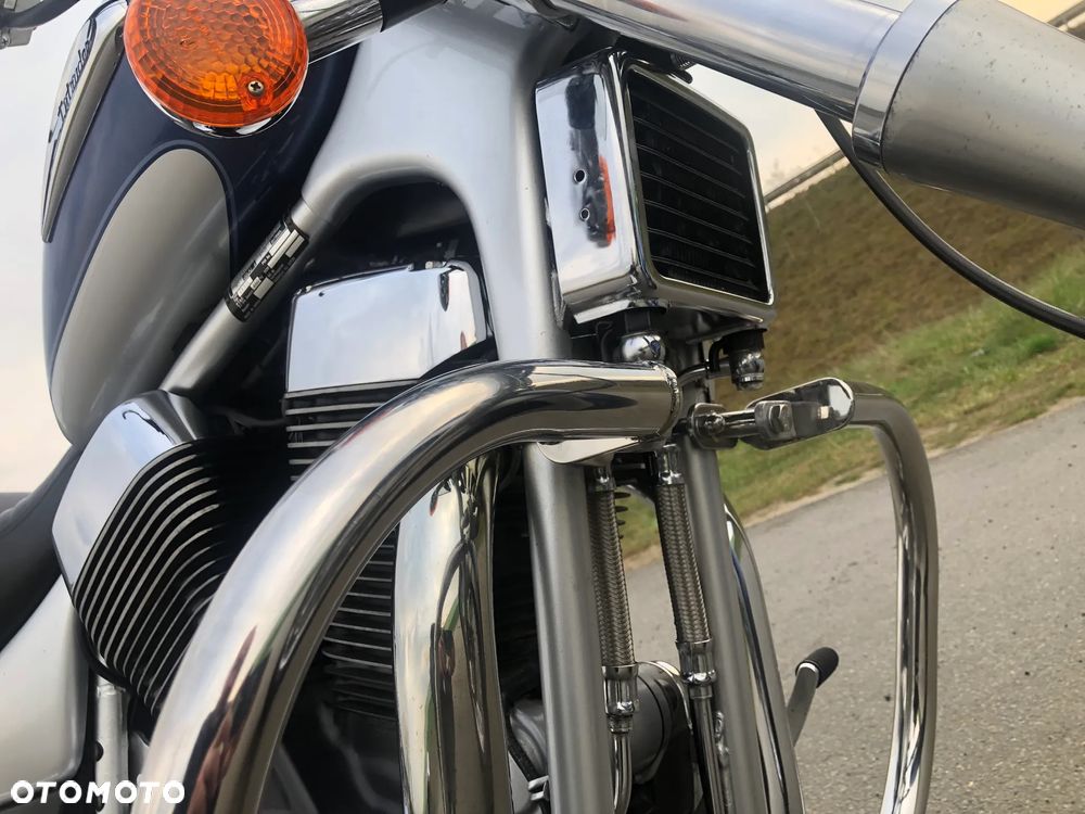 Suzuki Intruder - 23