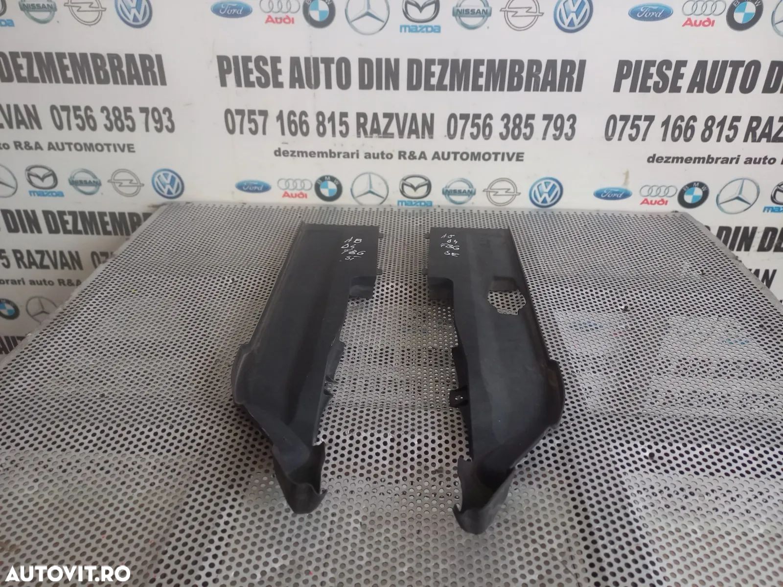 Capac Protectie Grila Stergatoare Audi A8 4H D4 An 2010-2011-2012-2013-2014-2015-2016-2017 Volan St - 1