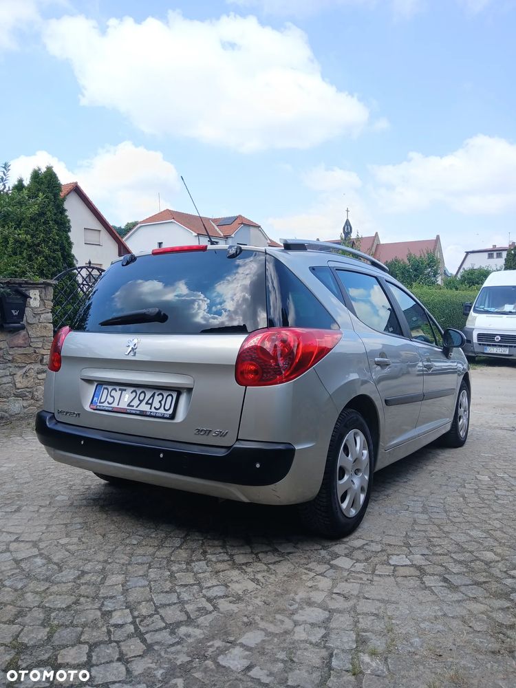 Peugeot 207 1.4 16V Trendy - 8