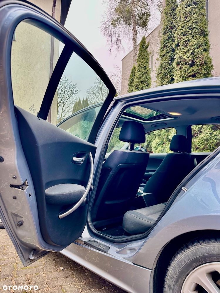 BMW Seria 1 116i - 15