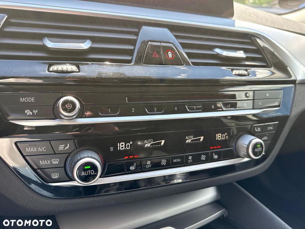 BMW Seria 5 530d - 25