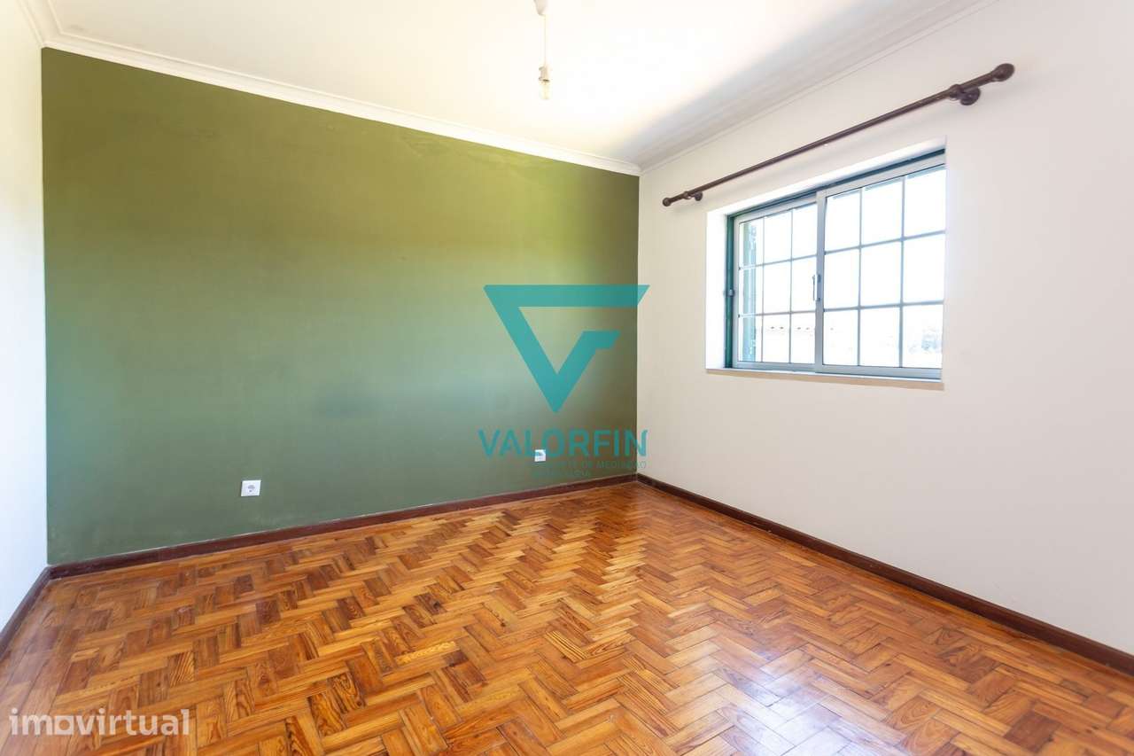 MORADIA T2 COM ALPENDRE - RIO VIDE | MIRANDA DO CORVO - Grande imagem: 5/13