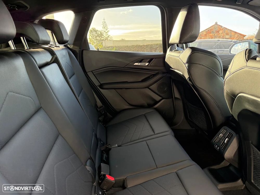 BMW 218 Active Tourer d Pack M Auto - 42