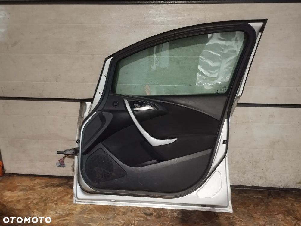 DRZWI PRAWY PRZÓD OPEL ASTRA J 2009/2015 ROK KOD LAKIERU: Z176 - 8