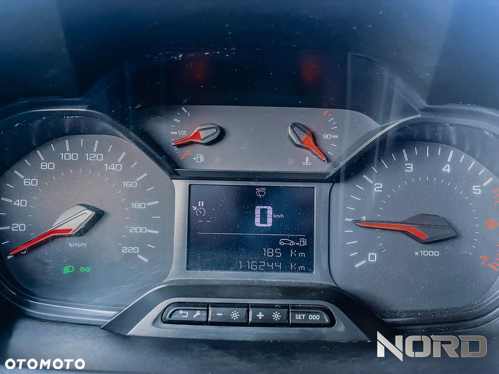 Peugeot Partner 4x4 Long Asphalt - 30