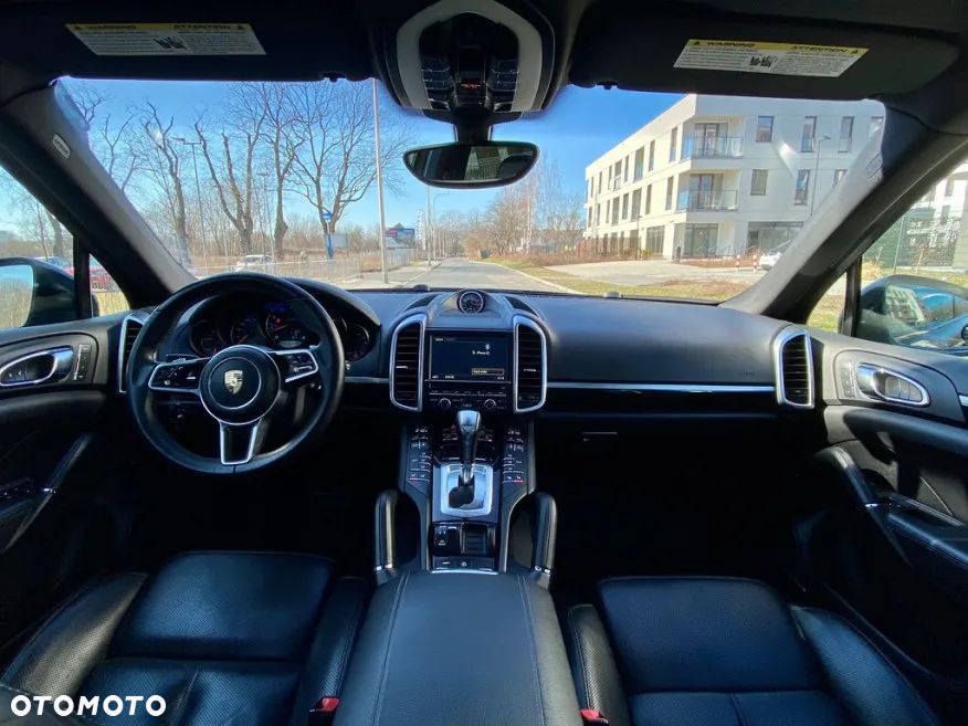Porsche Cayenne Standard - 6