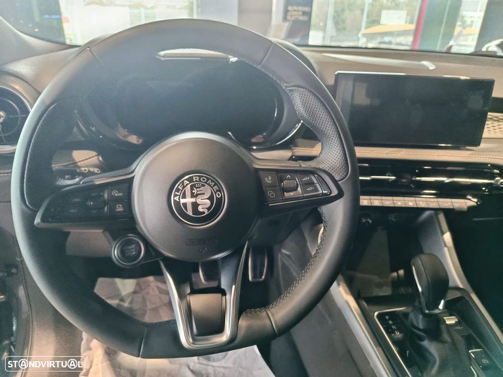 Alfa Romeo Tonale - 8