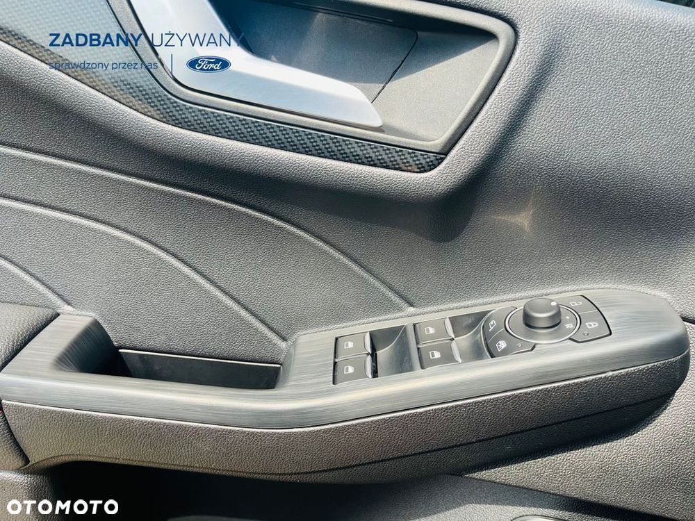 Ford Kuga 1.5 EcoBoost ST-LINE - 24
