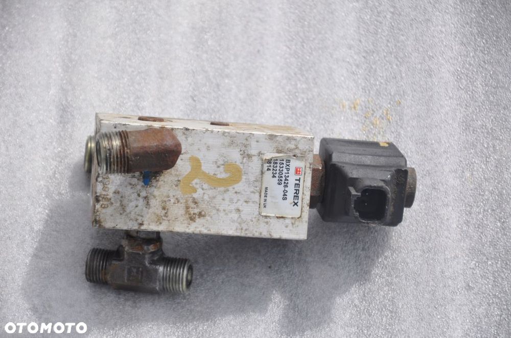 ROZDZIELACZ TEREX TA 25 TA30 TA27 BXP13426-045 - 2