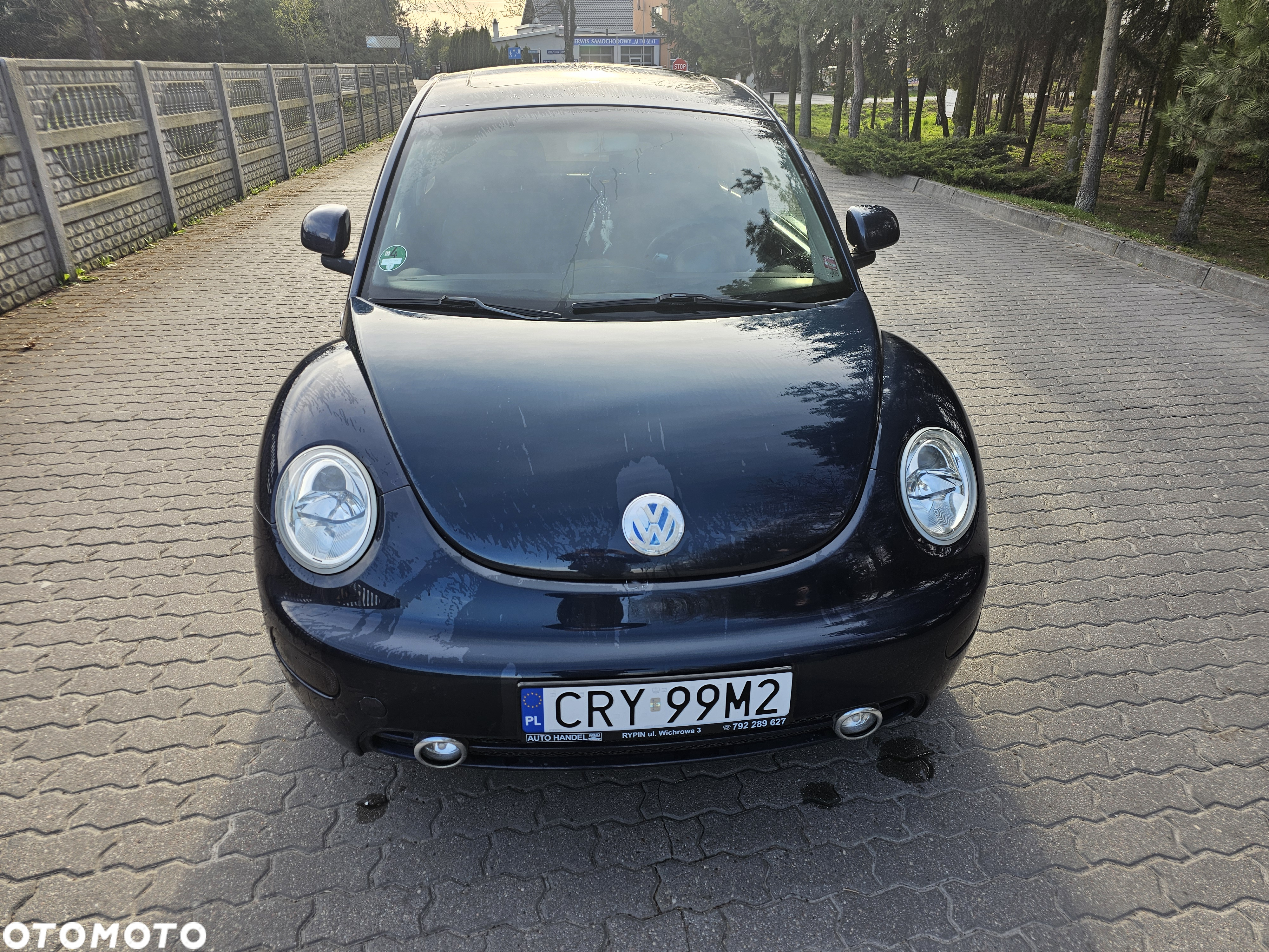 Volkswagen New Beetle - 4