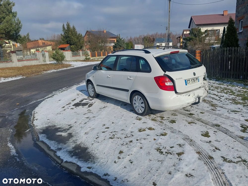 Skoda Fabia 1.2 TSI Active Plus - 4