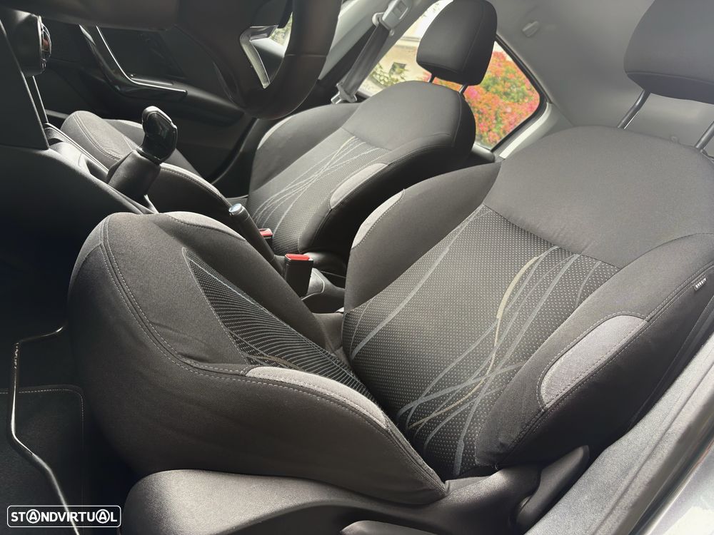 Peugeot 208 1.4 HDi Active - 13