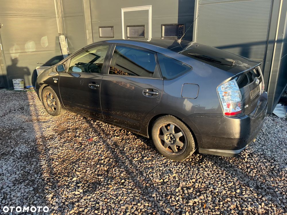 Toyota Prius 1.5 VVT-i Prestige - 7