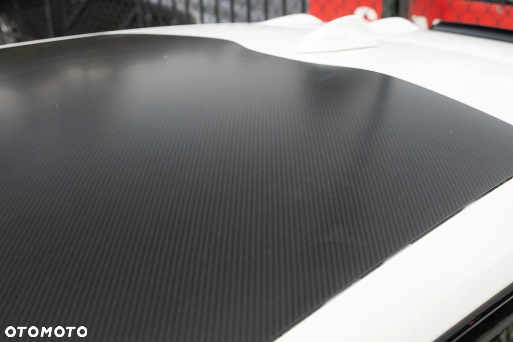 Volvo V40 T5 Geartronic RDesign - 23