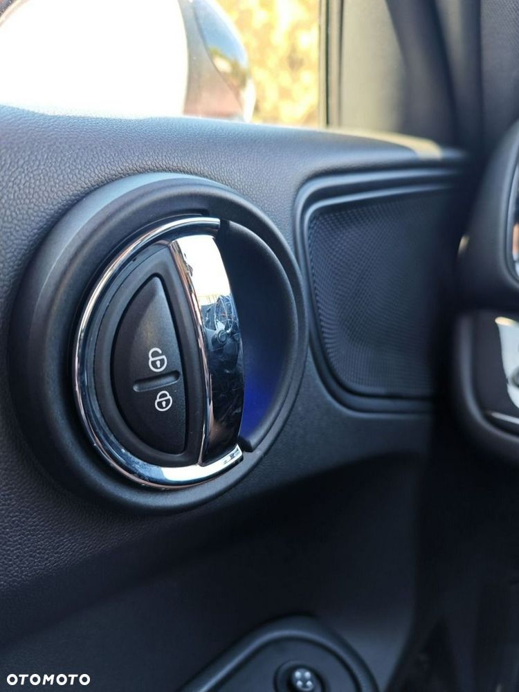 MINI Countryman - 26