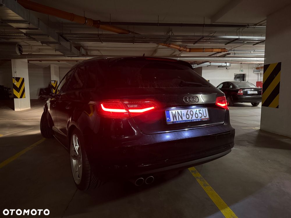 Audi A3 Sportback 2.0 TDI Attraction S tronic - 39