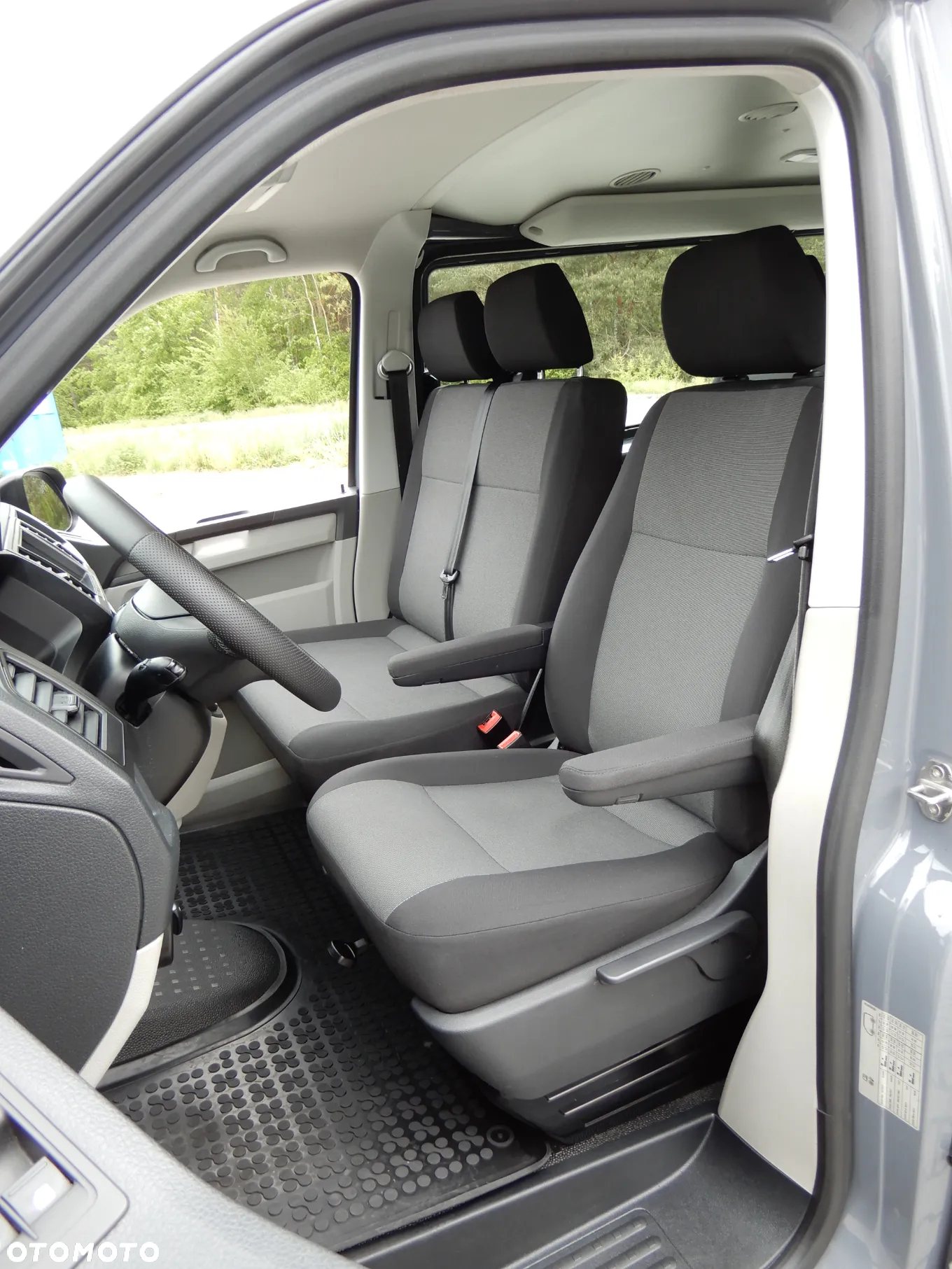 Volkswagen Transporter - 30