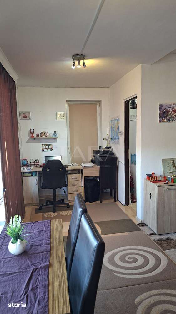 Apartament cu terasă generoasă,spatiu recompartimentabil– zona Petrom — fotografia 3