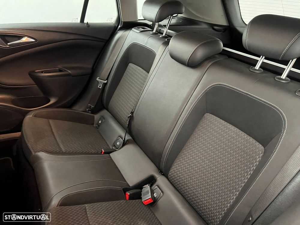 Opel Astra Sports Tourer - 7