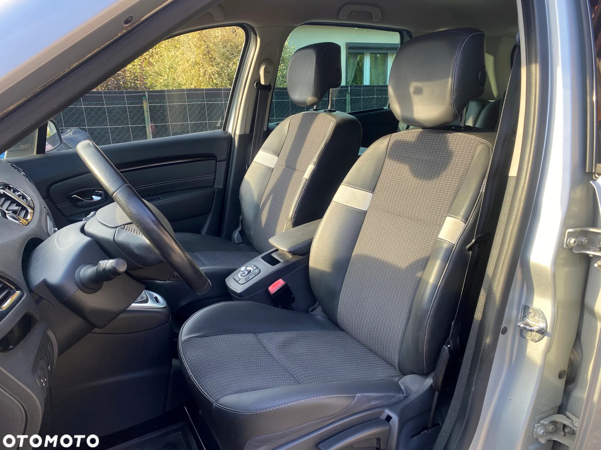 Renault Scenic 1.5 dCi Energy Limited EDC EU6 - 24