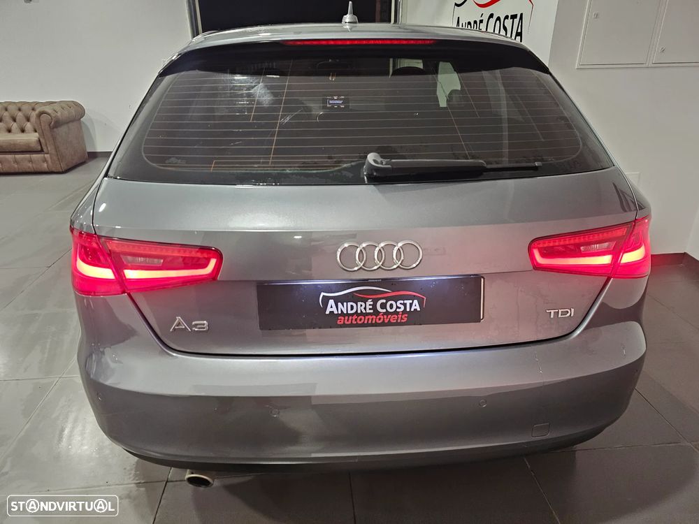 Audi A3 1.6 TDI Sport - 8