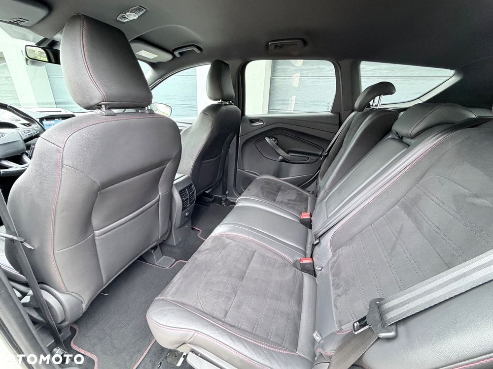 Ford Kuga 2.0 TDCi AWD ST-Line - 10