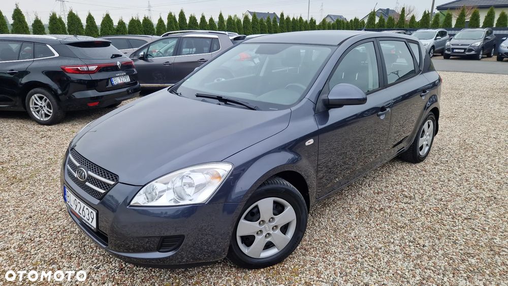 Kia Ceed 1.4 CVVT LX - 23
