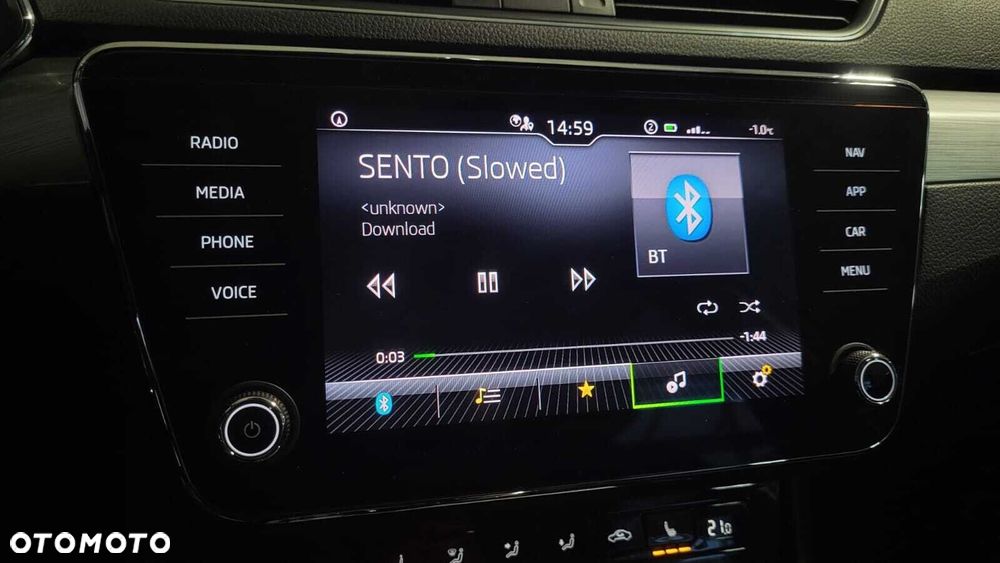 Skoda Superb 2.0 TSI Ambition DSG - 32