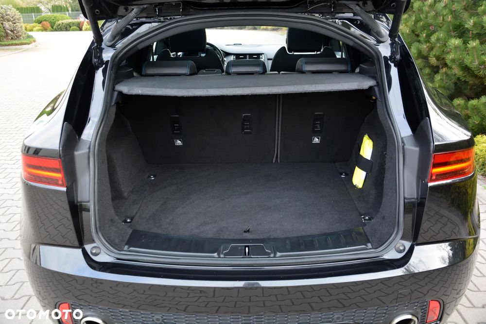 Jaguar E-Pace D150 AWD R-Dynamic HSE - 28