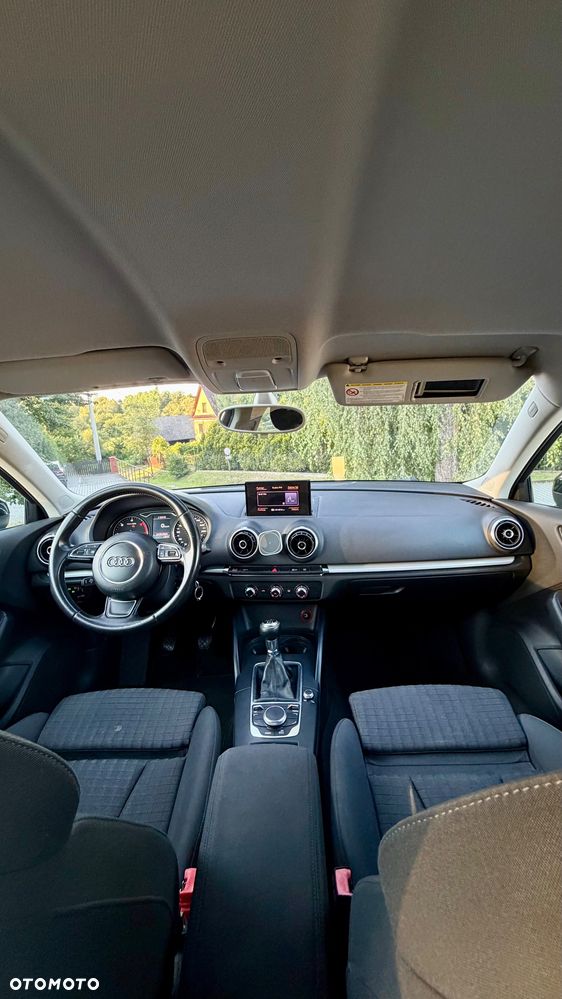 Audi A3 Sportback 1.6 TDI Attraction - 16
